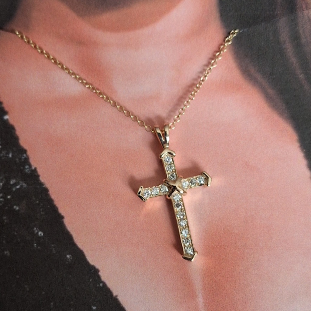 14kt Cross 030ct Genuine Diamonds Cross Pendant 14kt Yellow Gold
